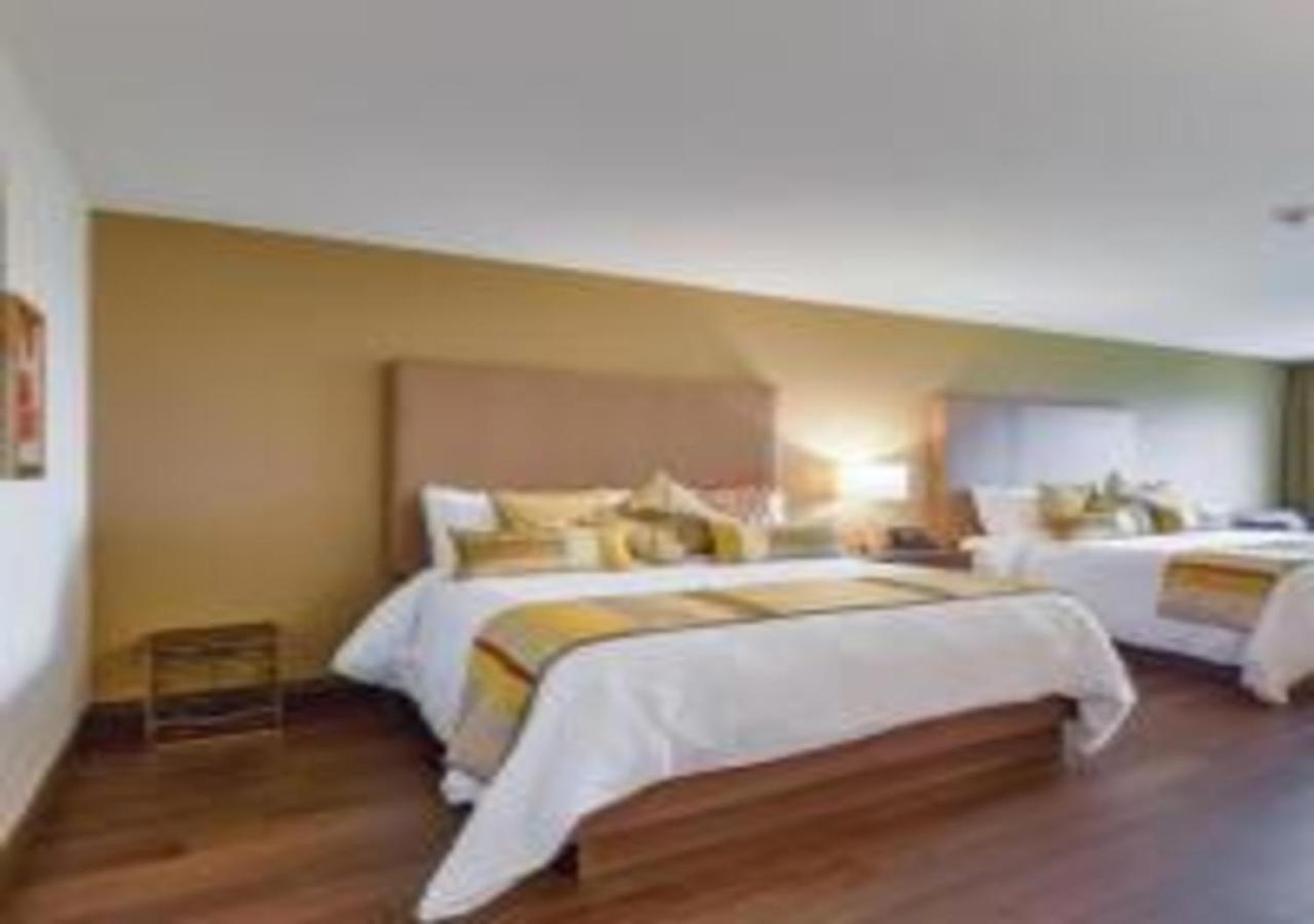 Northumberland Heights Wellness Retreat & Spa Cobourg Bagian luar foto